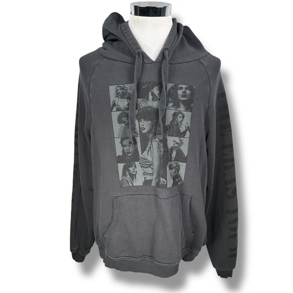 Taylor Swift The Eras Tour Hoodie Mens Large Black Drawstring Oversized Official - Picture 1 of 11